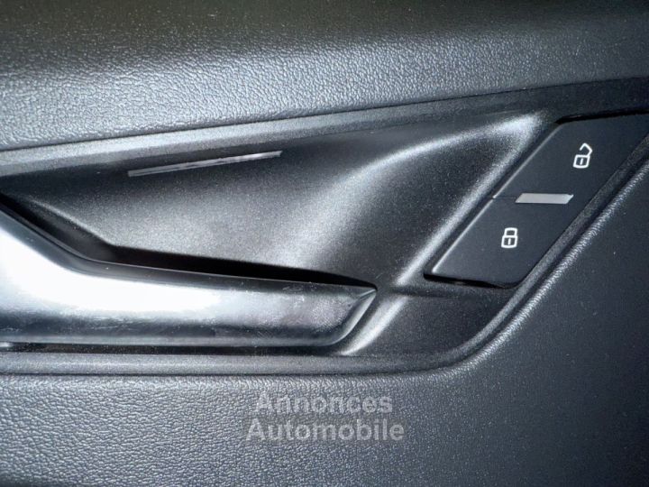 Audi TT 20 TFSI 230 Quattro S tronic 6 S line - 24