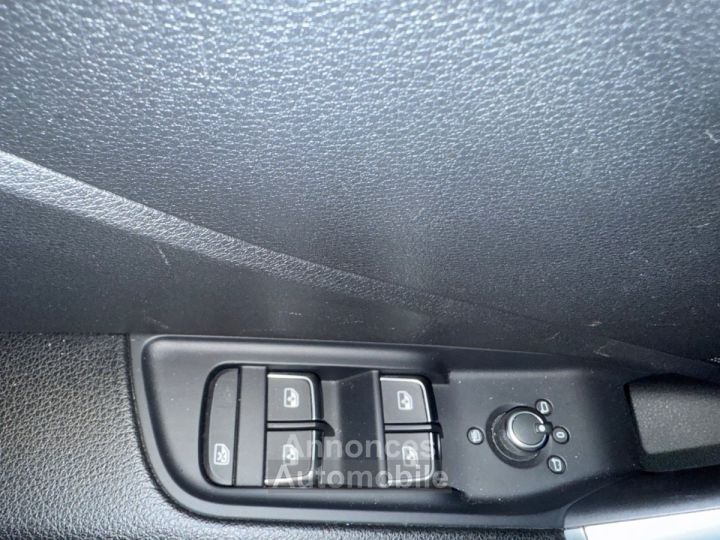 Audi Q2 30 TFSI 116 S tronic 7 Sport - 24