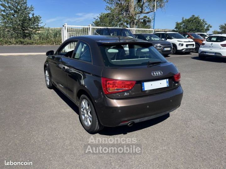 Audi A1 16 TDI 105CH FAP ATTRACTION - 5