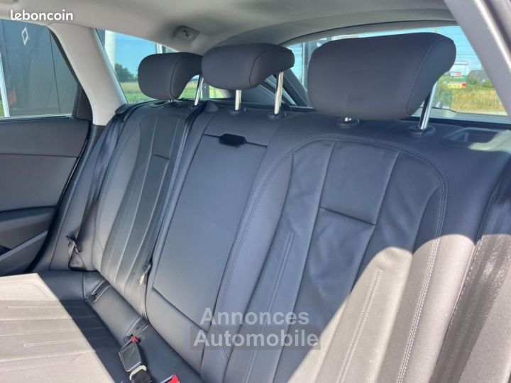 Audi A4 Avant 20 40 TDI 190 CH BUSINESS S-TRONIC 7 + TOIT OUVRANT ATTELAGE DEMONTABLE - 8