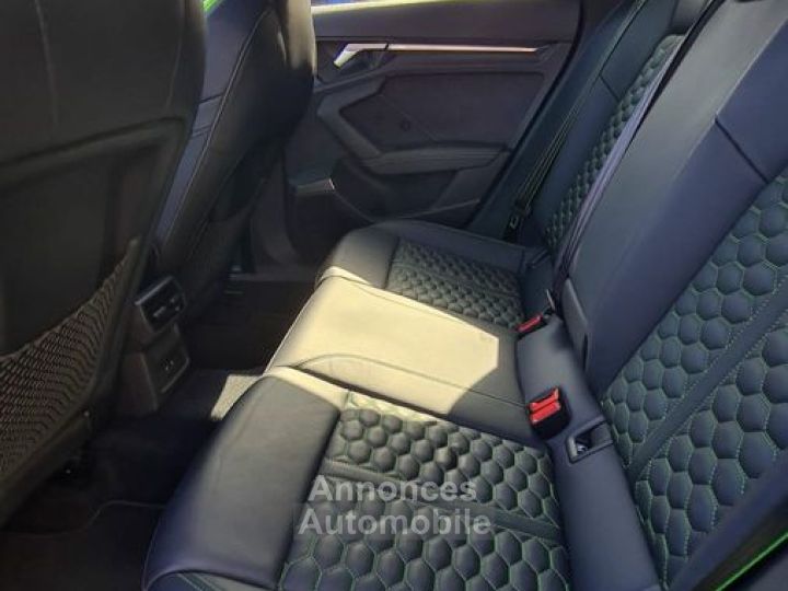 Audi RS3 Berline 25 TFSI 400ch quattro S tronic 7 - 10