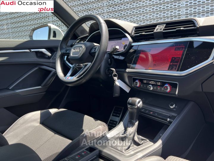 Audi Q3 35 TFSI 150 ch S tronic 7 S line - 9