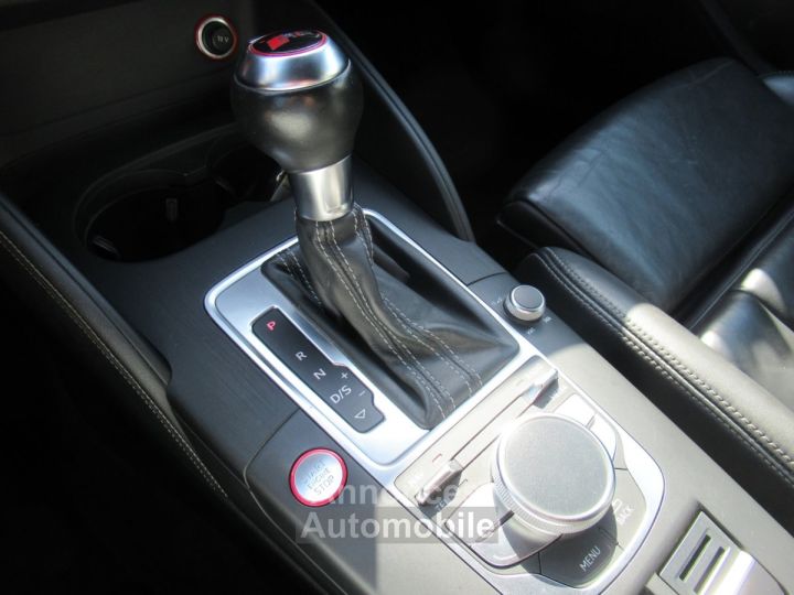 Audi RS3 SPORTBACK 25 TFSI 367CH QUATTRO S TRONIC 7 - 17
