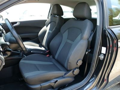 Audi A1 10 TFSI 95 Ch ULTRA MIDNIGHT SERIES BVM5   - 14