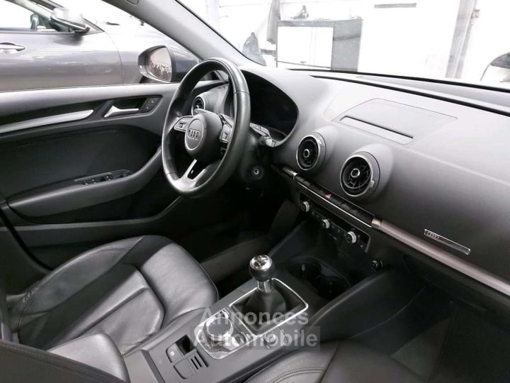 Audi A3 Sportback 30TFSi SLine - 4