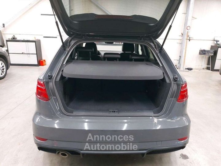 Audi A3 Sportback 30TFSi SLine - 8