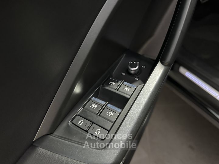 Audi Q3 45 TFSIe 245 ch S tronic 6 S line - 14