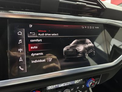 Audi Q3 45 TFSIe 245 ch S tronic 6 S line   - 38