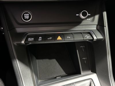 Audi Q3 45 TFSIe 245 ch S tronic 6 S line   - 42