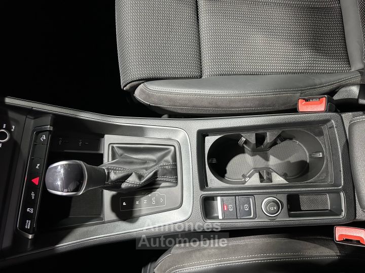 Audi Q3 45 TFSIe 245 ch S tronic 6 S line - 43