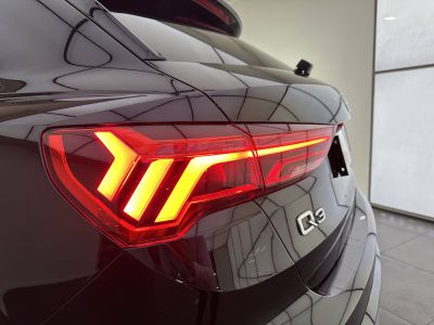 Audi Q3 45 TFSIe 245 ch S tronic 6 S line   - 47