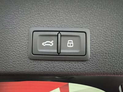 Audi Q2 35 TFSI 150 S tronic 7 S line   - 10