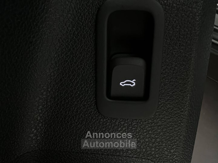 Audi Q2 35 TFSI 150 S tronic 7 S line - 17