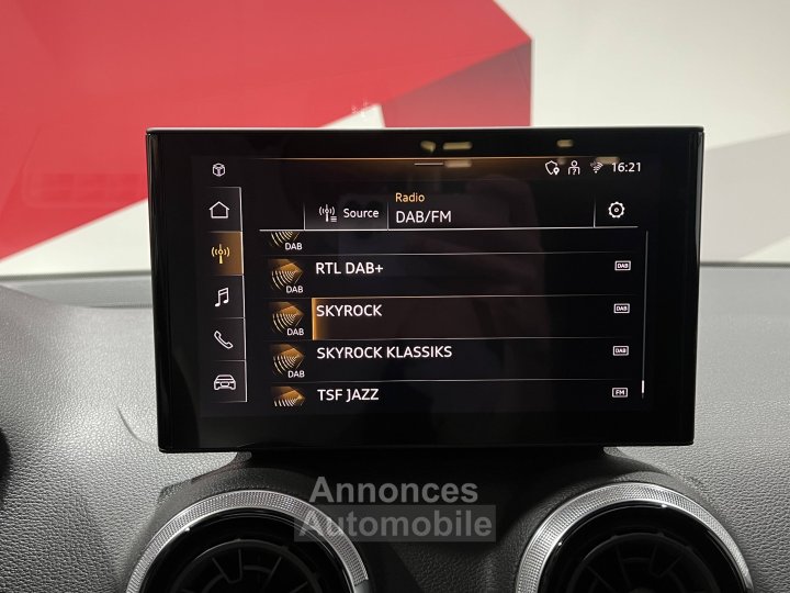 Audi Q2 35 TFSI 150 S tronic 7 S line - 36