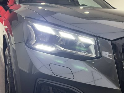 Audi Q2 35 TFSI 150 S tronic 7 S line   - 45