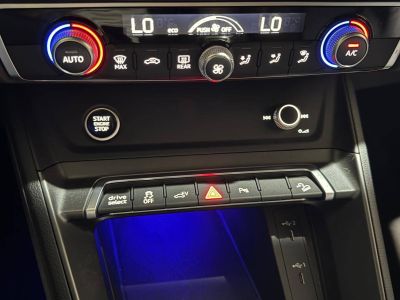 Audi Q3 Sportback 45 TFSIe  245 ch S tronic 6 S line   - 17