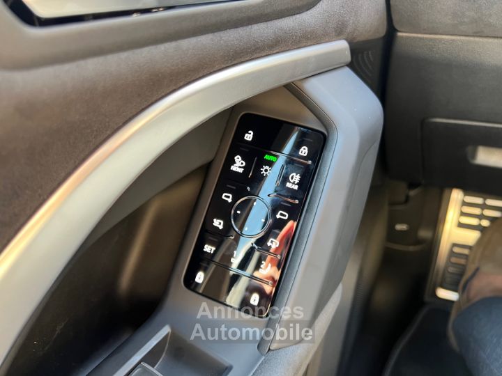 Audi SQ5 367Ch TFSI Hybrid S Tronic 7 Quattro - 25