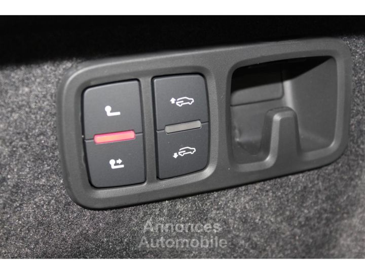 Audi Q8 Quattro 60 TFSIe 490 Tiptronic  S line TVA - Attelage - 18