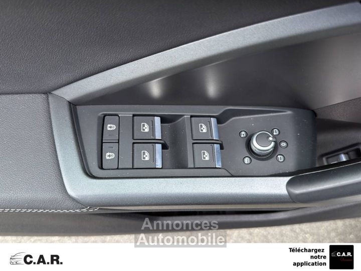 Audi Q3 Sportback 45 TFSIe 245 ch S tronic 6 S line - 14