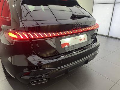 Audi A5 AVANT Avant e-hybrid 299 ch S tronic 7 Quattro S line   - 63