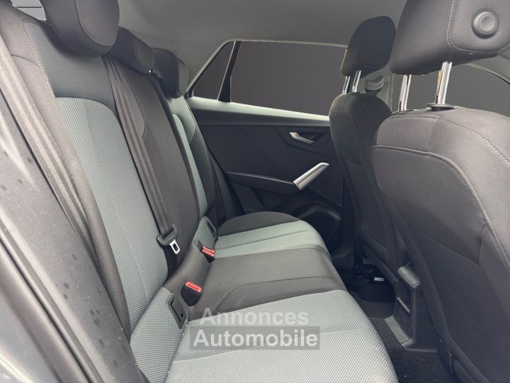 Audi Q2 35 TDI 150 S tronic 7 Quattro Design Luxe - 11