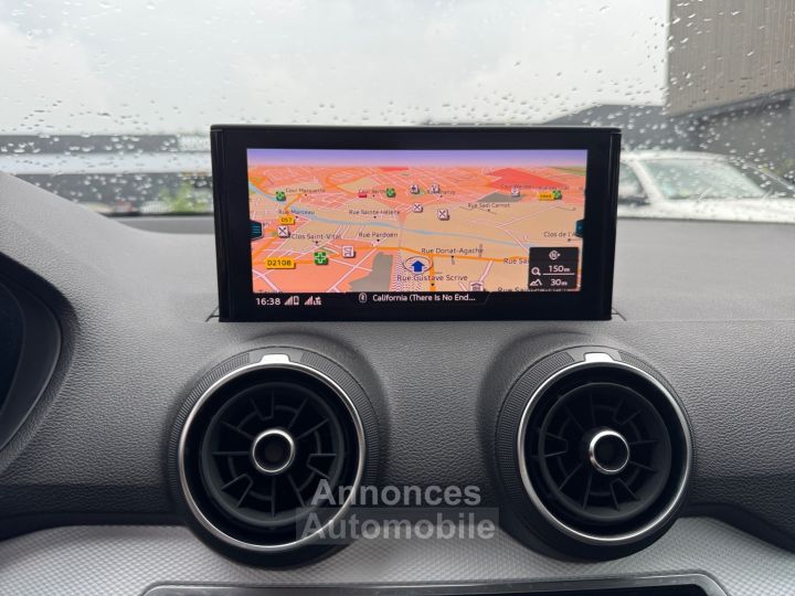 Audi Q2 35 TDI 150 S tronic 7 Quattro Design Luxe - 26