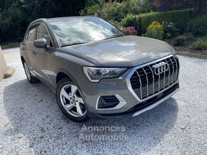 Audi Q3 20 TDi Design S tronic - 8