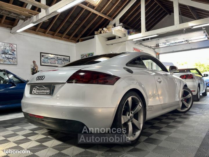 Audi TT 20 TFSI 200CH - 12