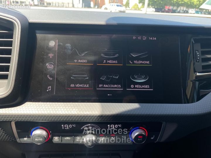 Audi A1 Sportback 10 30 TFSI 115 ADVANCED S-TRONIC BVA - 17