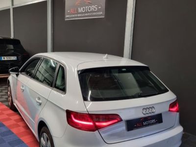 Audi A3 14 TFSI 122CH AMBITION S TRONIC   - 2