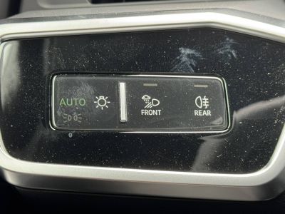 Audi A6 Avant 50 TFSIe 299 ch S tronic 7 Quattro S line   - 42