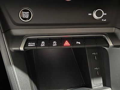 Audi Q3 35 TFSI 150 ch S tronic 7 S line   - 7