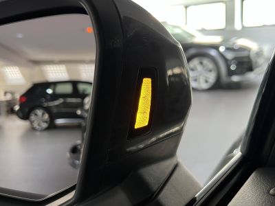 Audi Q3 35 TFSI 150 ch S tronic 7 S line   - 21