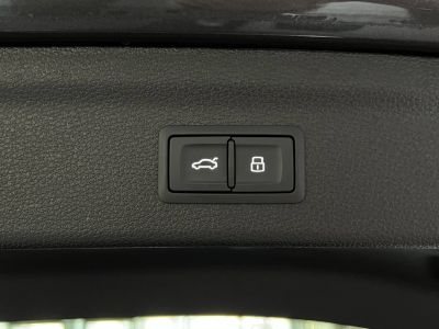 Audi Q3 35 TFSI 150 ch S tronic 7 S line   - 25