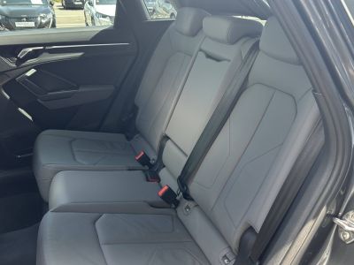 Audi Q3 35 TDI 150 ch S tronic 7 S line   - 7