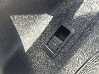 Audi Q3 35 TDI 150 ch S tronic 7 S line   - 16