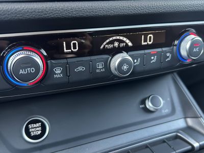 Audi Q3 35 TDI 150 ch S tronic 7 S line   - 29