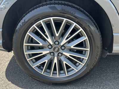 Audi Q3 35 TDI 150 ch S tronic 7 S line   - 38
