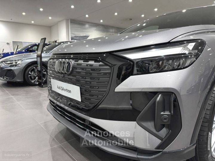 Audi Q4 E-Tron 45 285 ch 82 kWh S line - 5