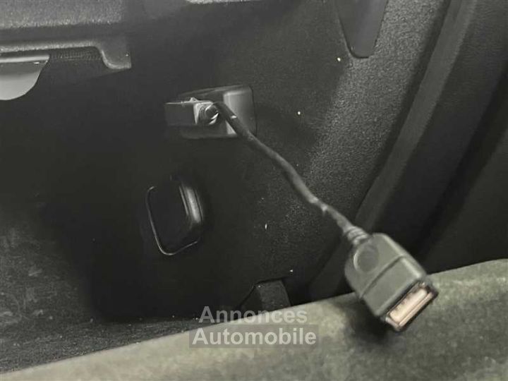 Audi A4 20 TDI 143 DPF S line Multitronic A - 12