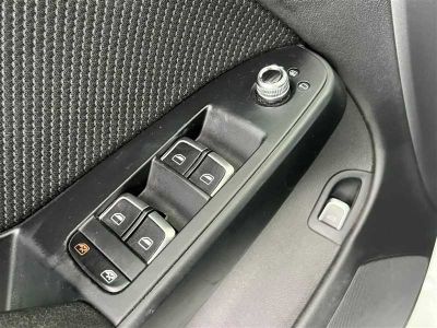 Audi A4 20 TDI 143 DPF S line Multitronic A   - 18