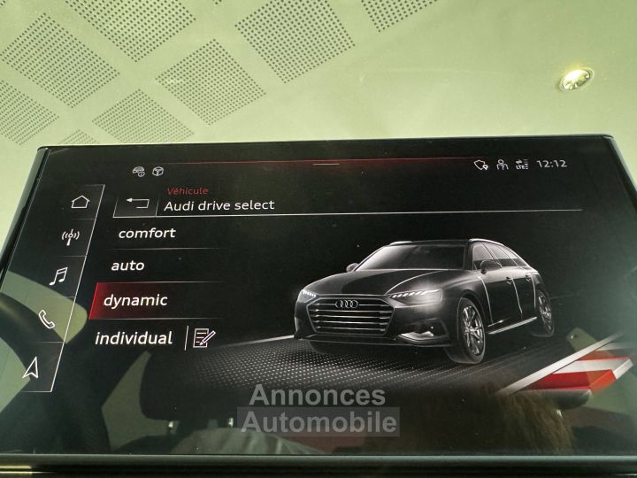 Audi A4 Avant 35 TFSI 150 S tronic 7 Black Edition - 42