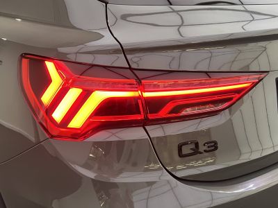 Audi Q3 Sportback 35 TFSI 150 ch S tronic 7 S line   - 57