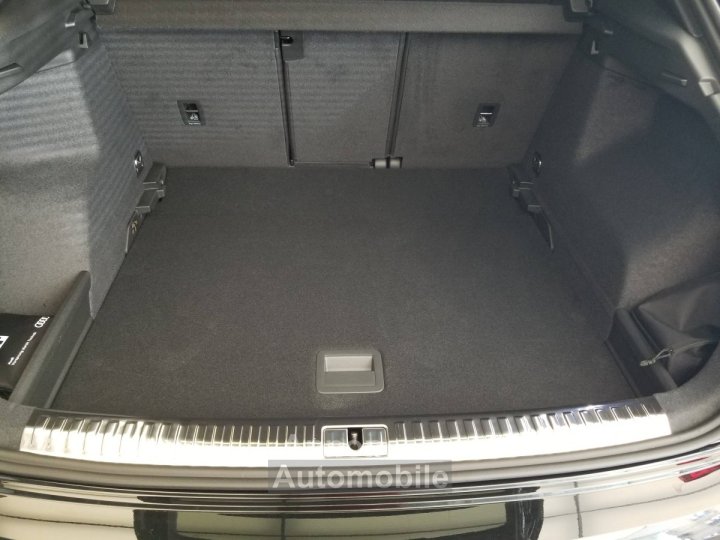 Audi Q3 35 TFSI 150 ch S tronic 7 S line plus - 8