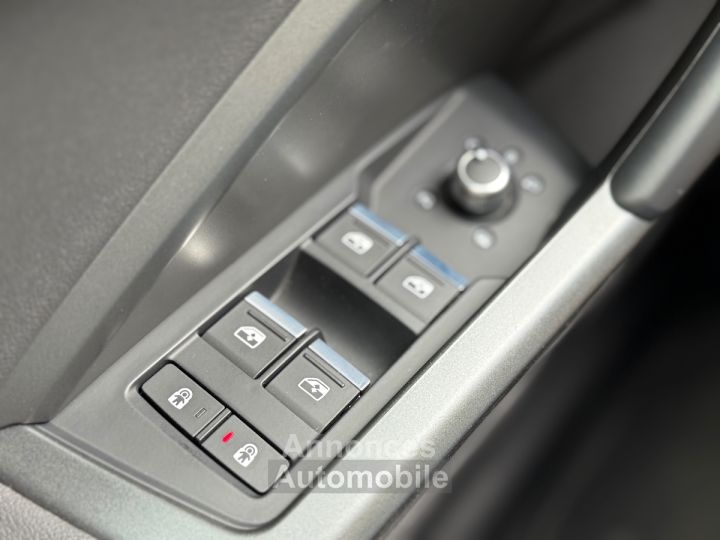 Audi Q3 35 tfsi s line 150 cv tronic 7 re - 20
