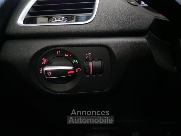 Audi Q3 20 TDI Ultra 150 ch Ambiente - 14