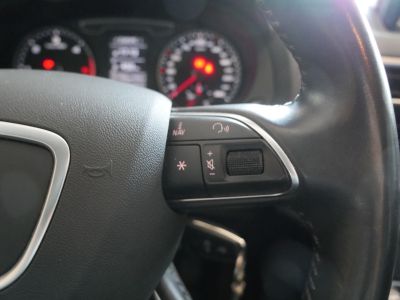 Audi Q3 20 TDI Ultra 150 ch Ambiente   - 17
