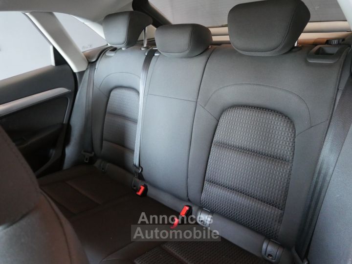 Audi Q3 20 TDI Ultra 150 ch Ambiente - 23