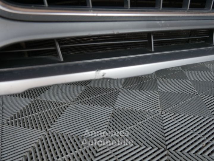 Audi Q3 20 TDI Ultra 150 ch Ambiente - 36