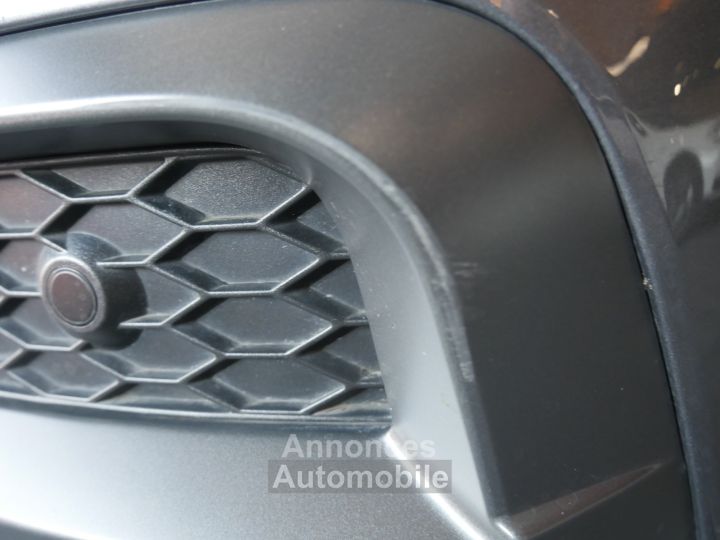Audi Q3 20 TDI Ultra 150 ch Ambiente - 37